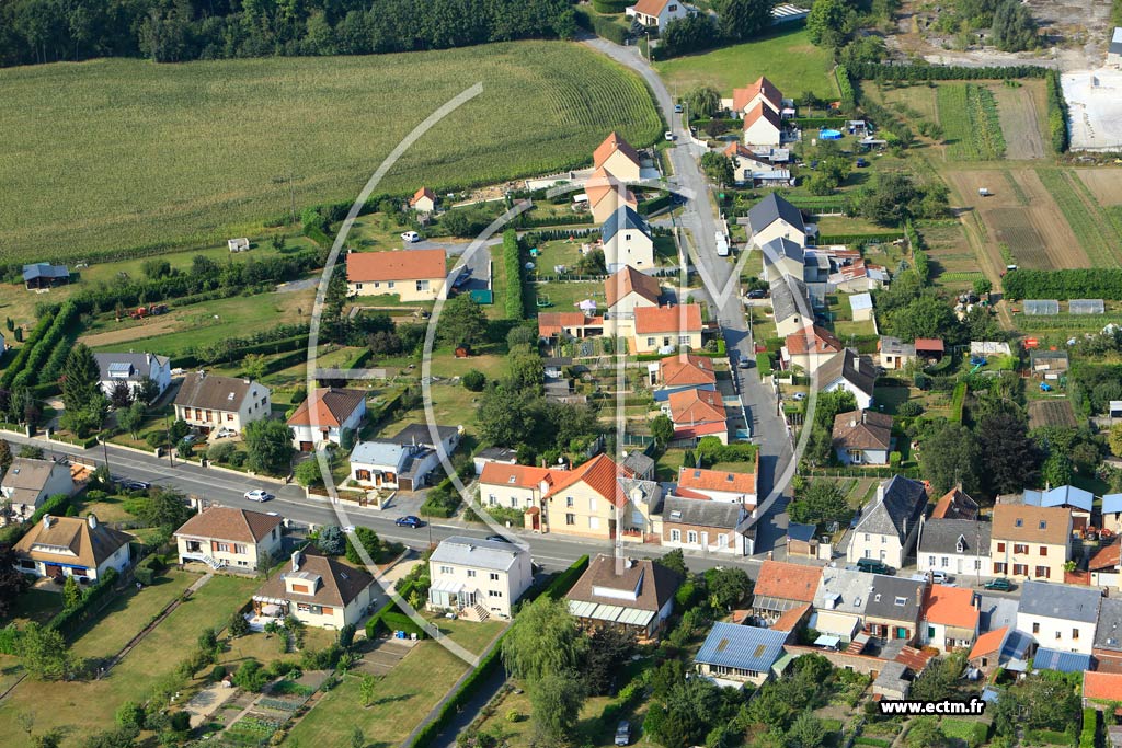 Photo arienne de Laon (La Neuville)