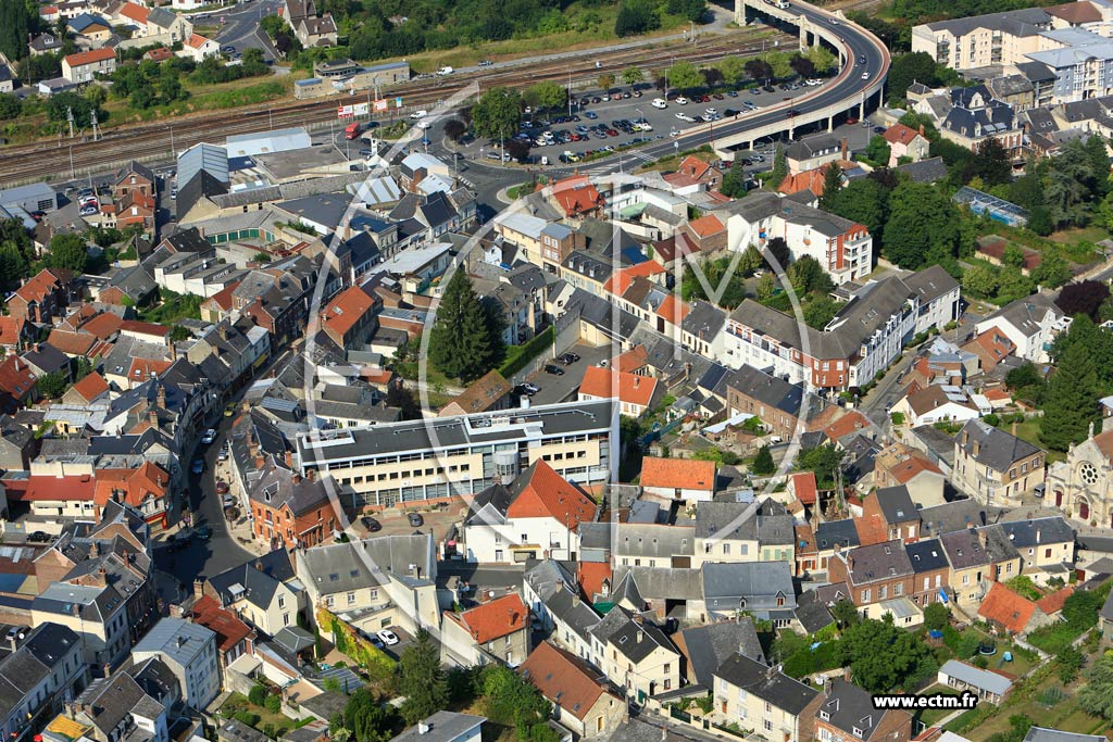 Photo arienne de Laon (Vaux)