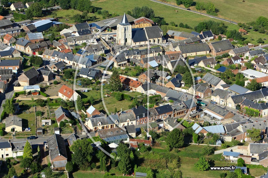 Photo arienne de Pouilly-sur-Serre