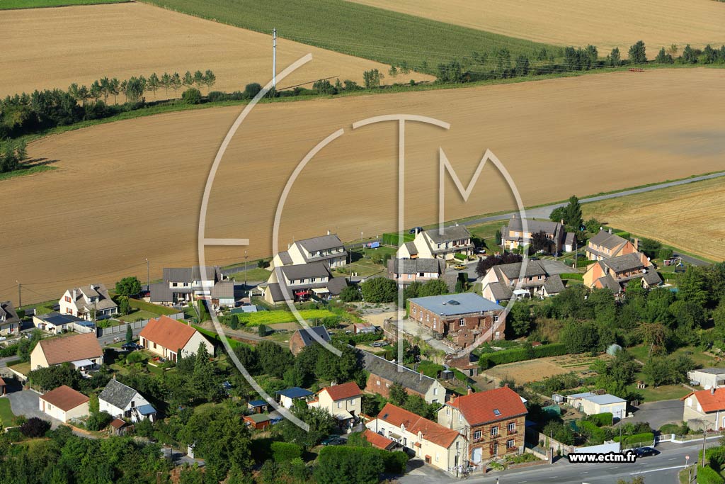 Photo arienne de Pouilly-sur-Serre