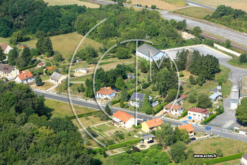 Photo arienne de Saint-Erme-Outre-et-Ramecourt (La Maison Bleue)