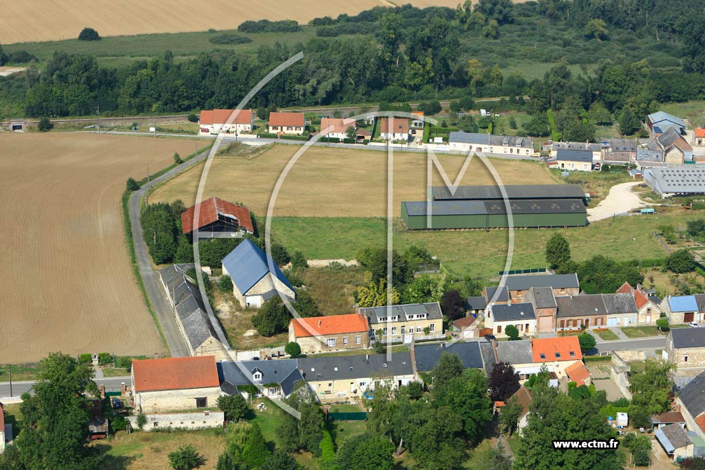 Photo arienne de Verneuil-sur-Serre