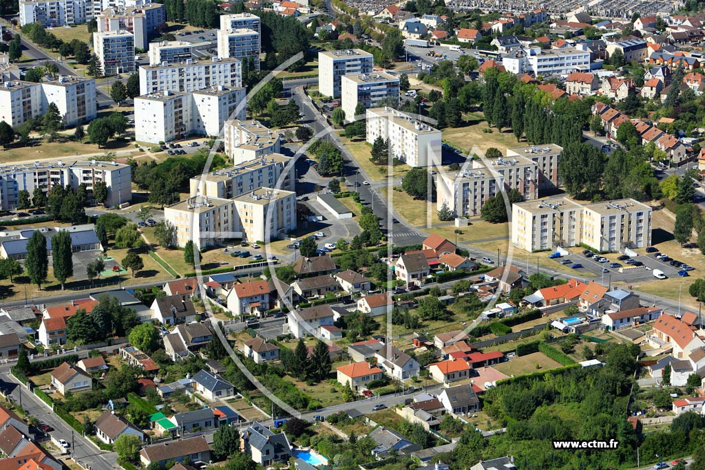 Photo arienne de Soissons