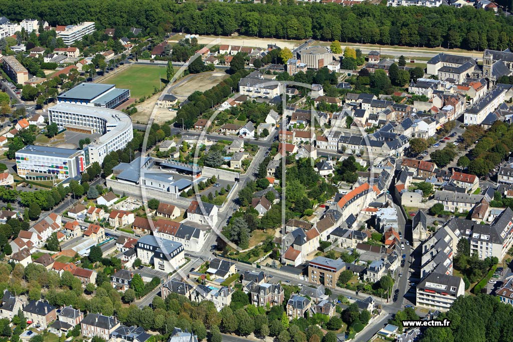 Photo arienne de Soissons