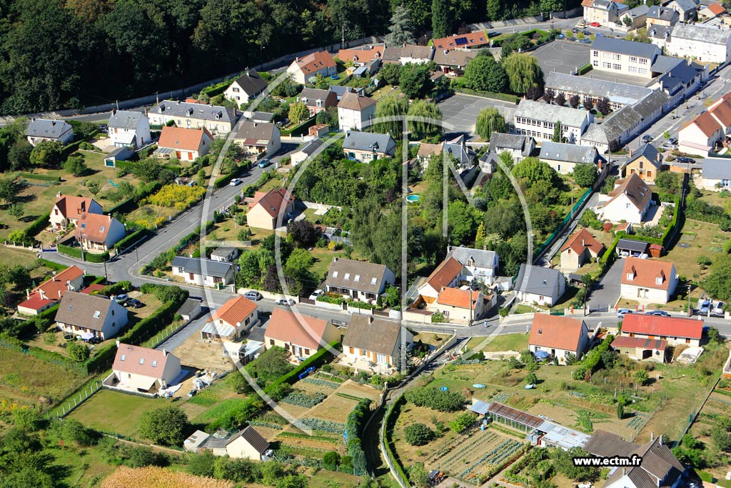 Photo arienne de Villeneuve-Saint-Germain