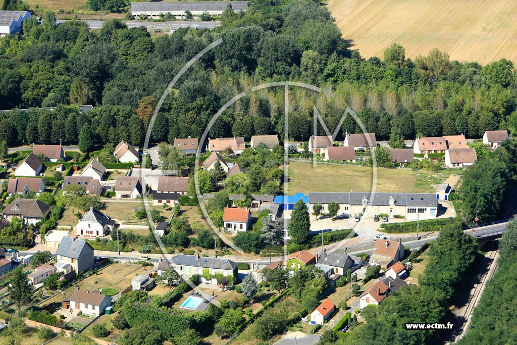 Photo arienne de Villeneuve-Saint-Germain