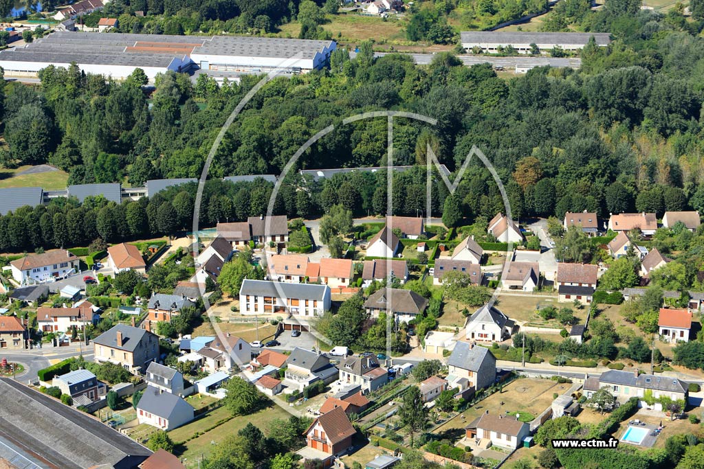 Photo arienne de Villeneuve-Saint-Germain