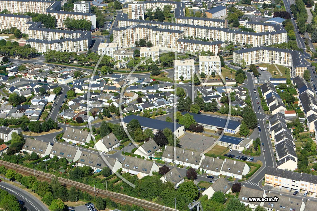 Photo arienne de Reims (Les Chtillons)