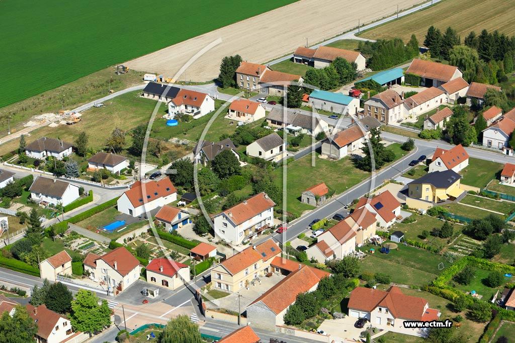 Photo arienne de Val-de-Vesle (Wez)