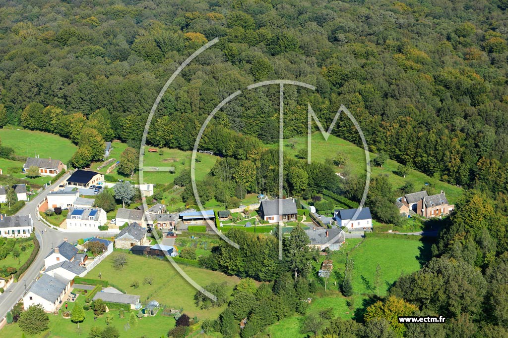 Photo arienne de Saint-Michel (Le Chamiteau)