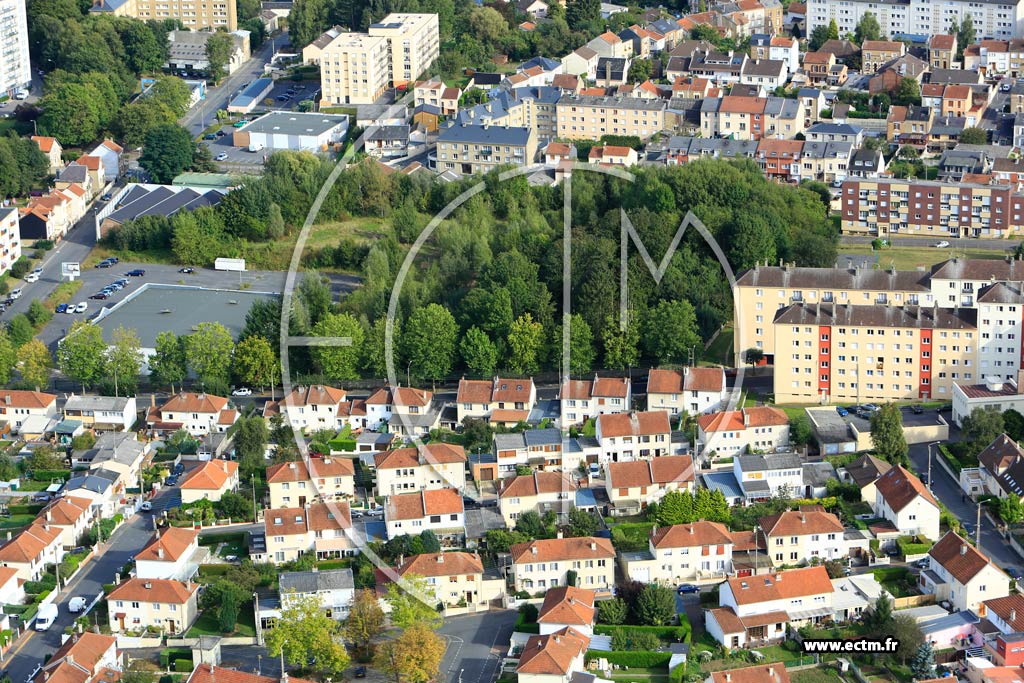 Photo arienne de Charleville-Mzires