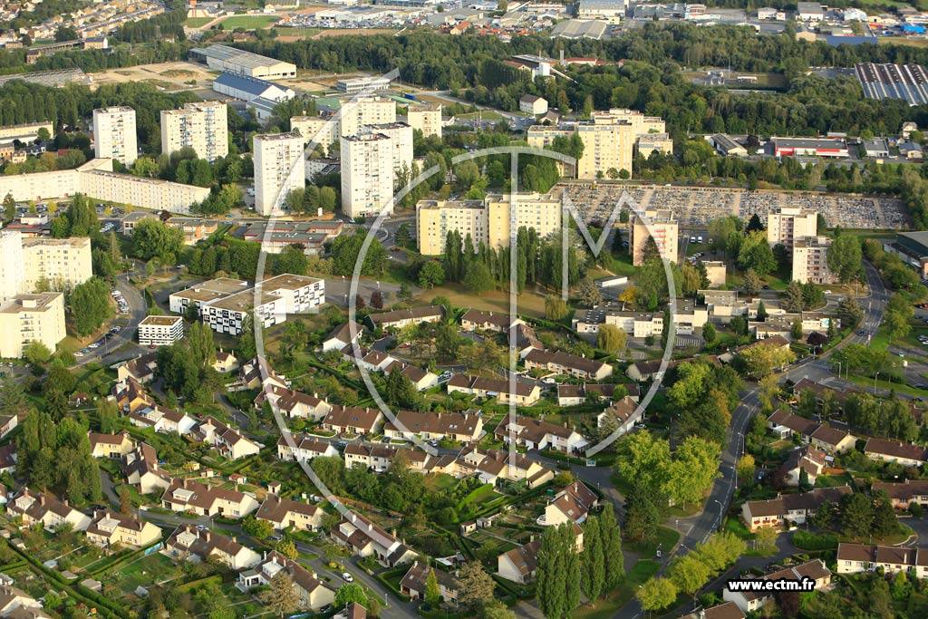 Photo arienne de Charleville-Mzires (La Croisette)