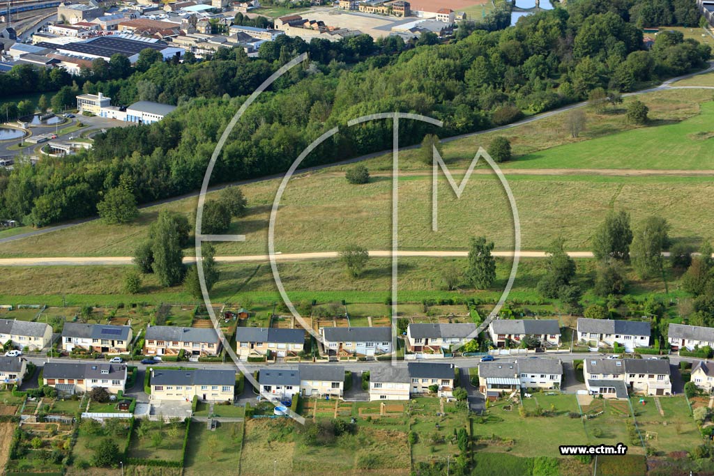 Photo arienne de Charleville-Mzires (Le Theux)