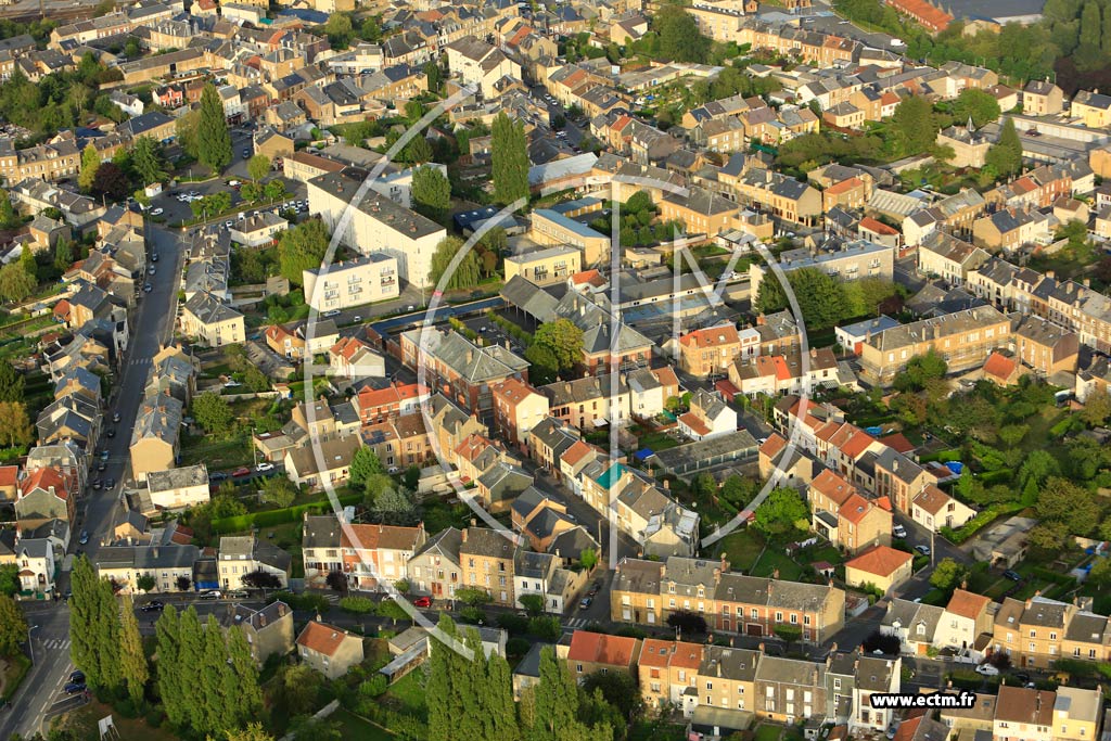 Photo arienne de Charleville-Mzires (Mohon)