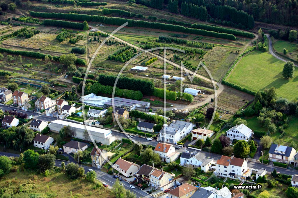Photo arienne de Charleville-Mzires (Route de Saint-Laurent)