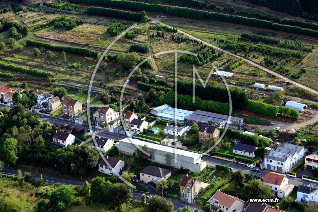 Photo arienne de Charleville-Mzires (Route de Saint-Laurent)