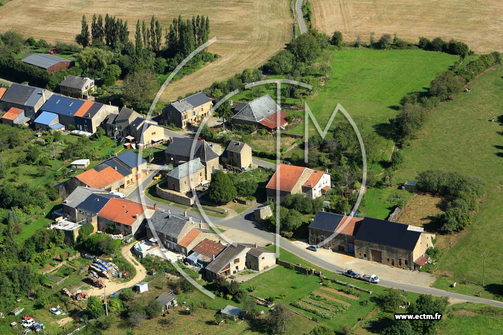 Photo arienne de Noyers-Pont-Maugis (Chaumont)