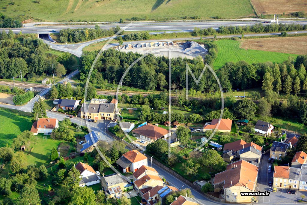Photo arienne de Saint-Pierre-sur-Vence