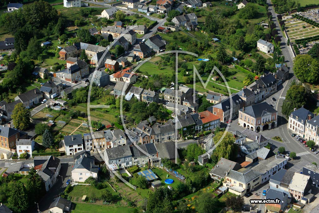 Photo arienne de Signy-l'Abbaye