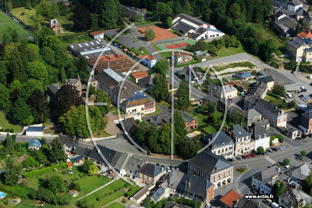 Photo arienne de Signy-l'Abbaye