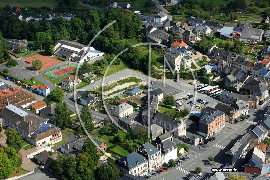 Photo arienne de Signy-l'Abbaye
