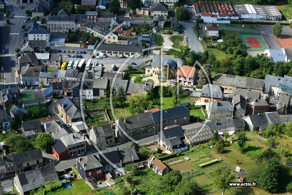 Photo arienne de Signy-l'Abbaye