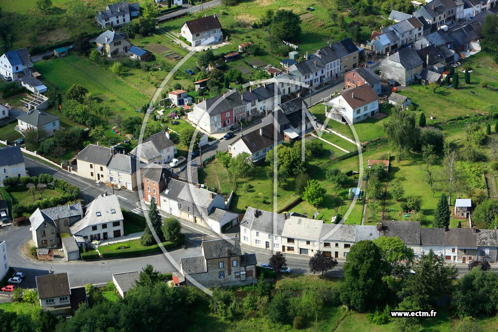 Photo arienne de Signy-l'Abbaye