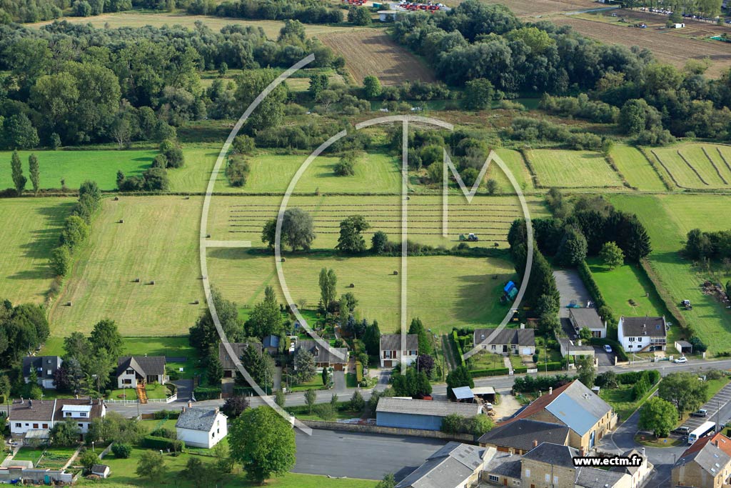 Photo arienne de Warcq (Les Granges Bertholet)