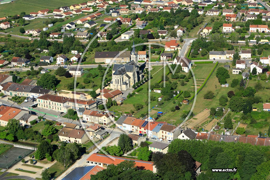 Photo arienne de Dugny-sur-Meuse