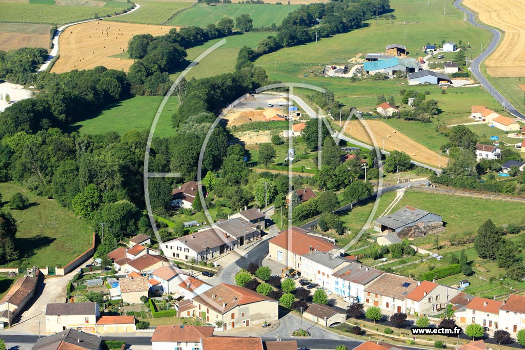 Photo arienne de Dugny-sur-Meuse