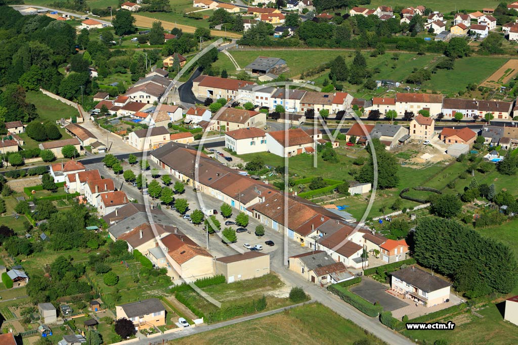 Photo arienne de Dugny-sur-Meuse