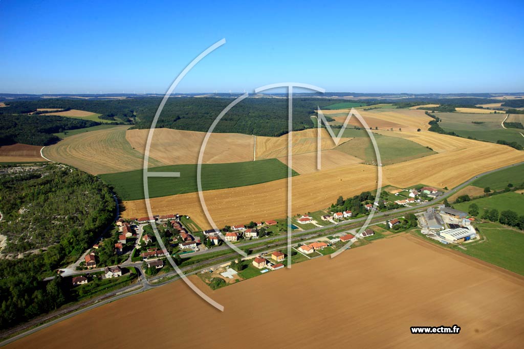 Photo arienne de Dugny-sur-Meuse (Billemont)