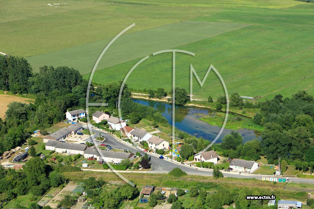 Photo arienne de Les Monthairons