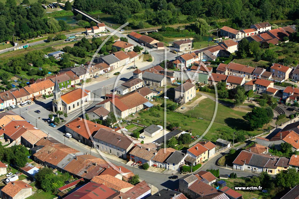 Photo arienne de Les Monthairons