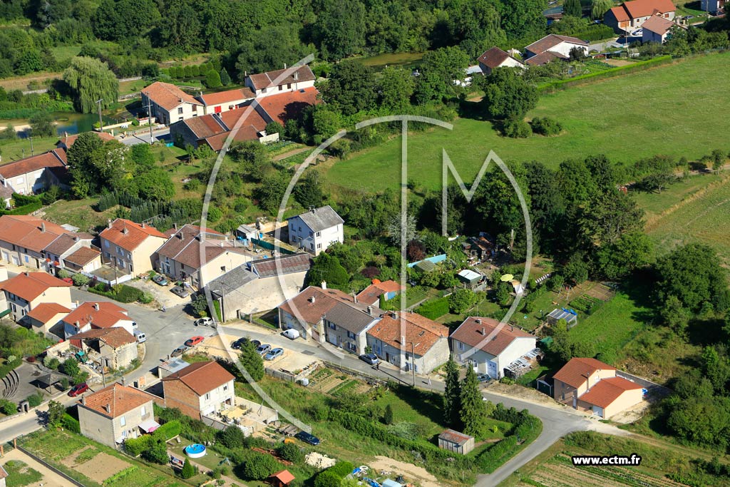 Photo arienne de Les Monthairons