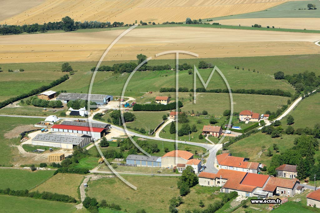 Photo arienne de Les Trois-Domaines (Mondrecourt)
