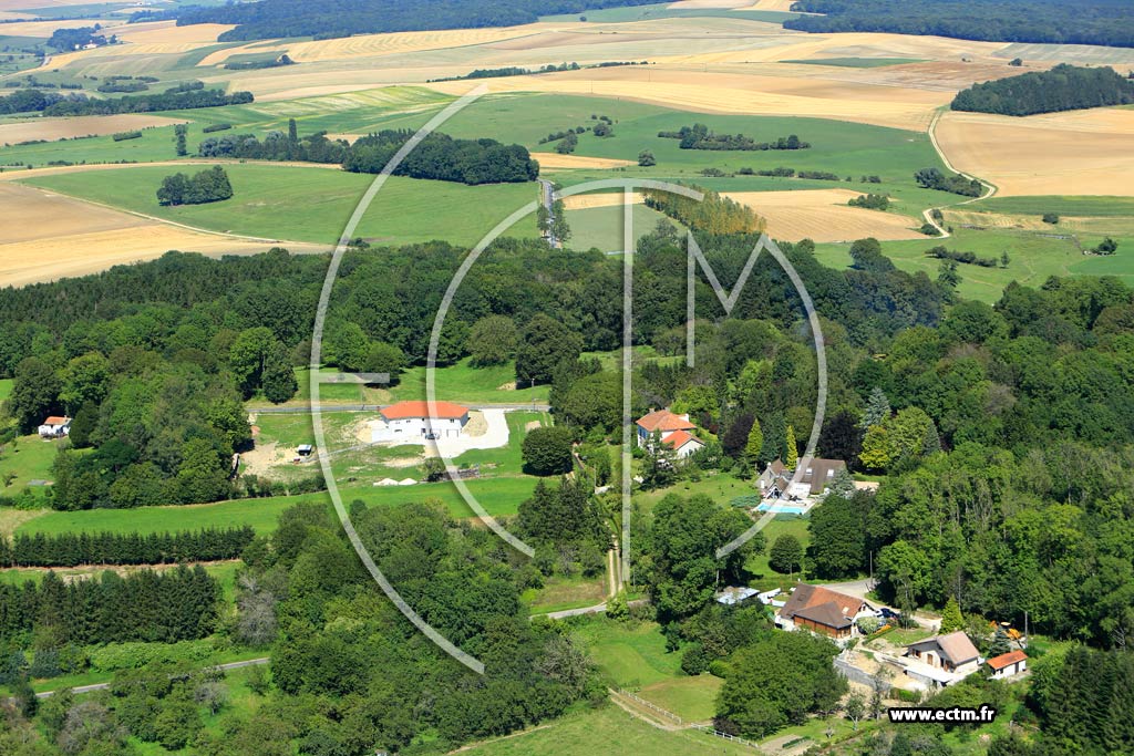 Photo arienne de Montfaucon-d'Argonne