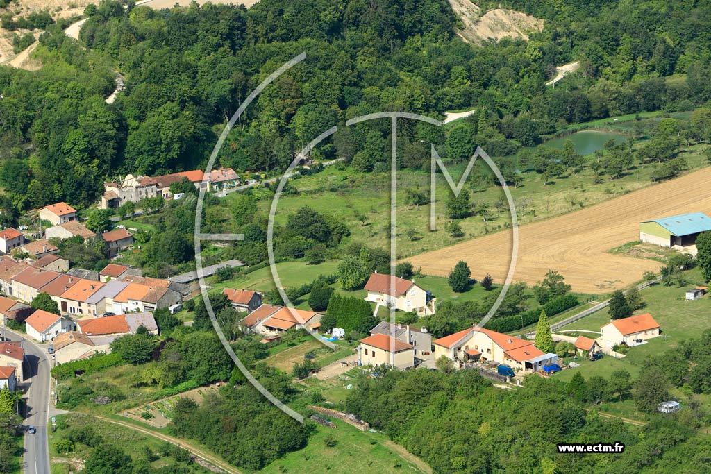 Photo arienne de Vigneulles-ls-Hattonchtel (Creu)