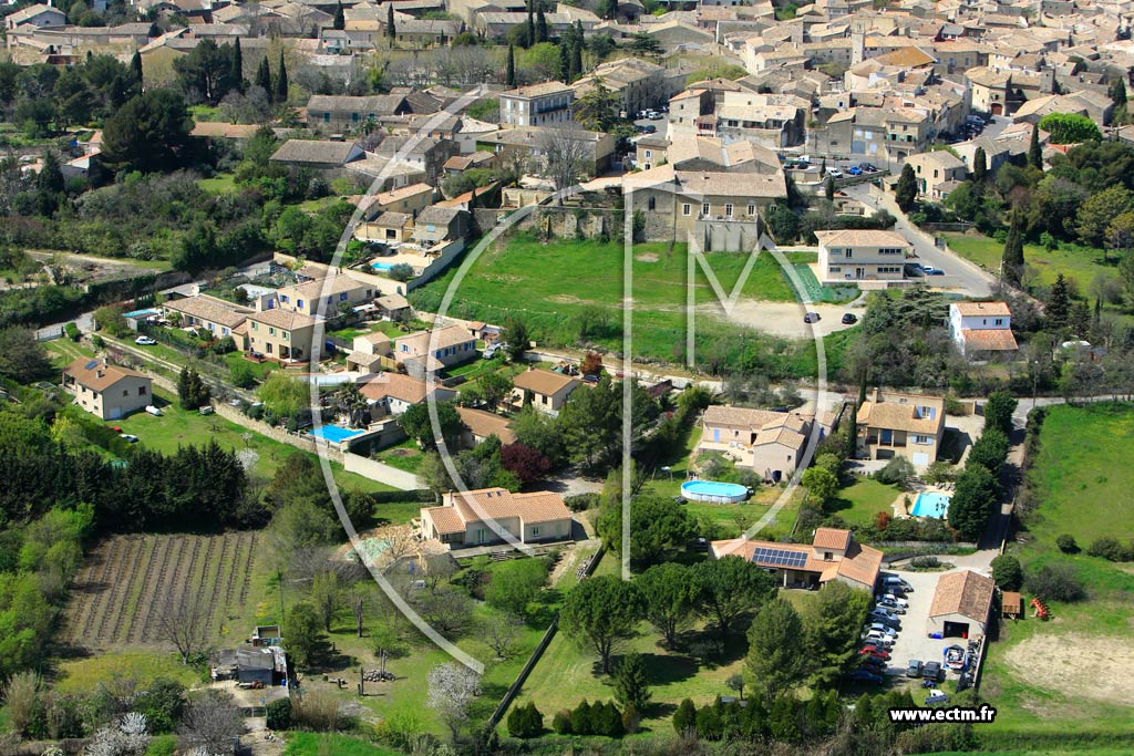 Photo arienne de Aigues-Vives