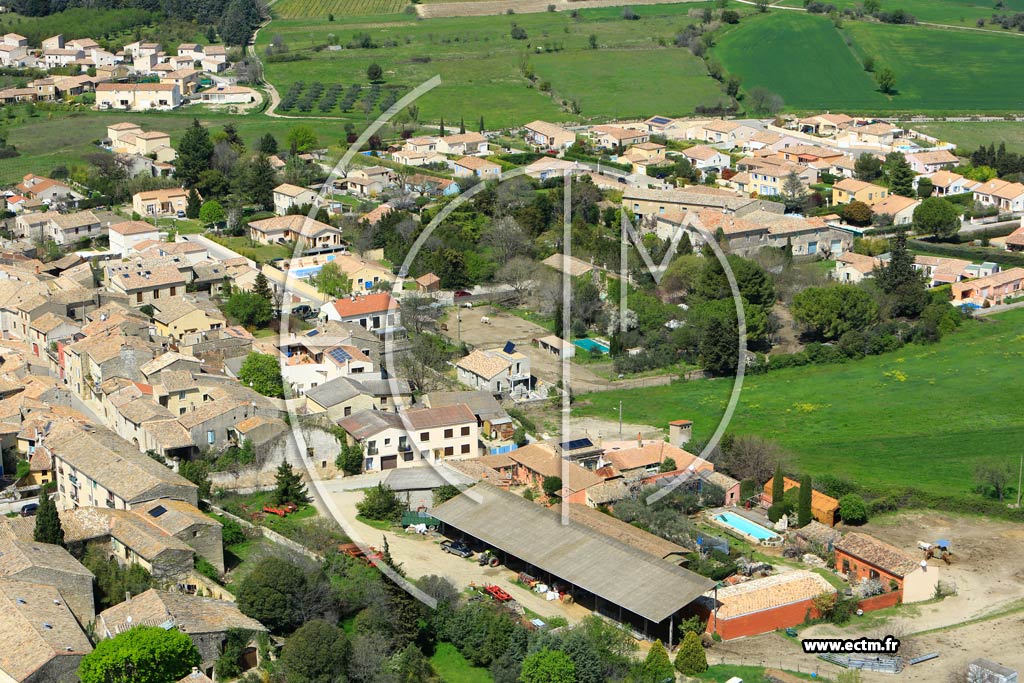 Photo arienne de Aigues-Vives