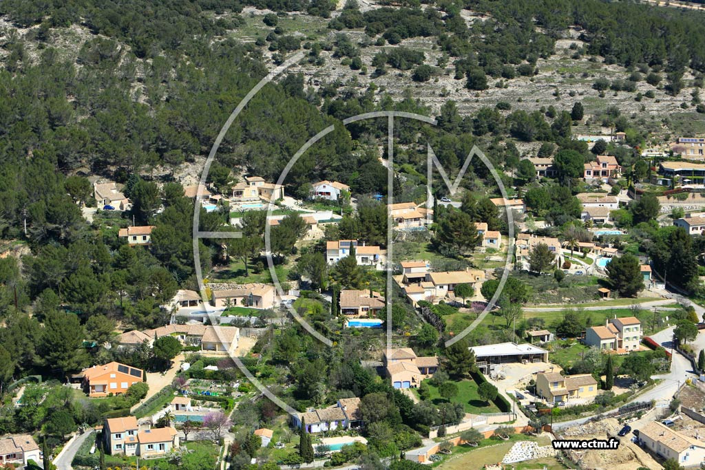 Photo arienne de Nages-et-Solorgues