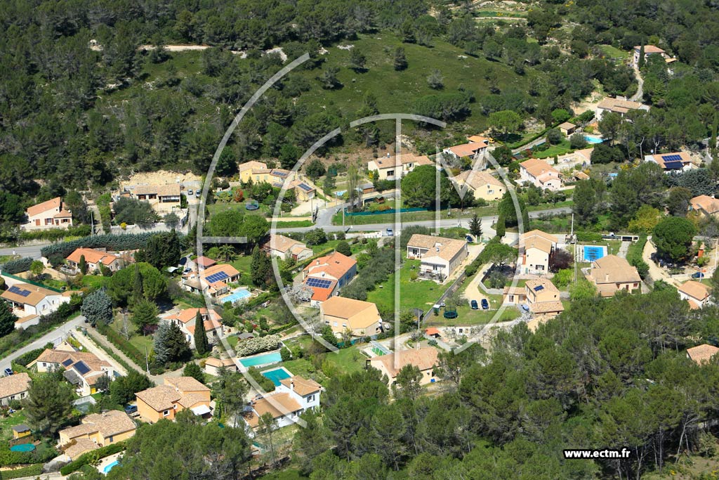 Photo arienne de Nages-et-Solorgues (Solorgues)