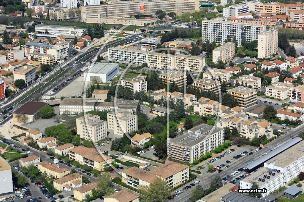 Photo arienne de Nmes (Marronniers)