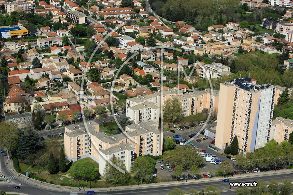 Photo arienne de Nmes (Route de Beaucaire)