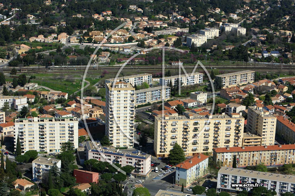 Photo arienne de Nmes (Route de Beaucaire)