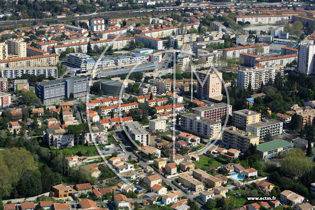 Photo arienne de Nmes (Route de Beaucaire)
