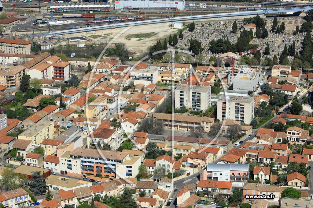 Photo arienne de Nmes (Route de Beaucaire)