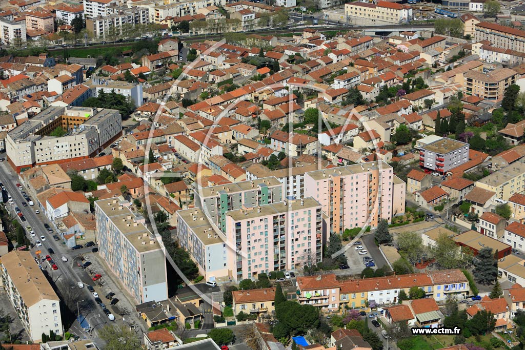 Photo arienne de Nmes (Route de Beaucaire)