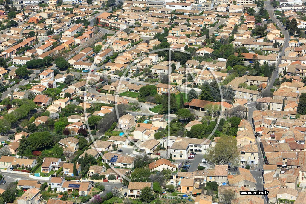 Photo arienne de Nmes (Saint-Csaire)