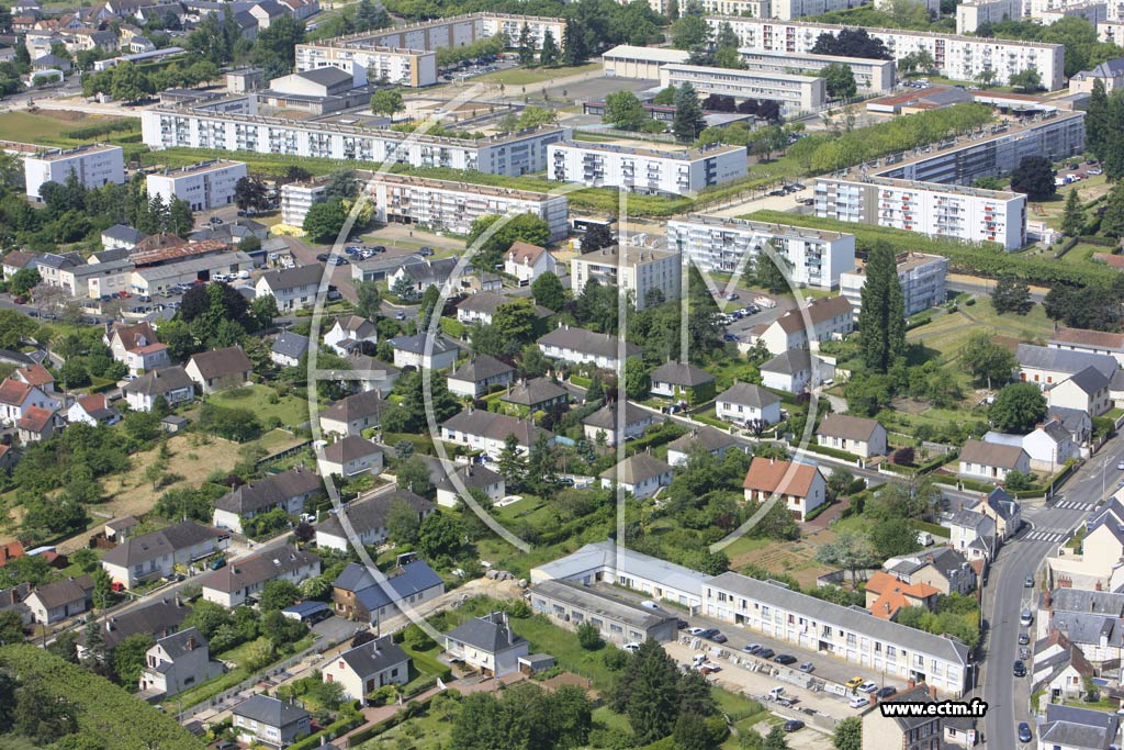 Photo arienne de Blois (Basses-Granges Cimetire)